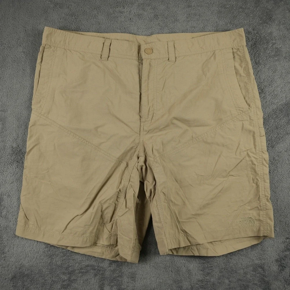 The North Face Cargo Shorts Mens Size 41 Beige Nylon Ripstop Hiking Outdoor Zip